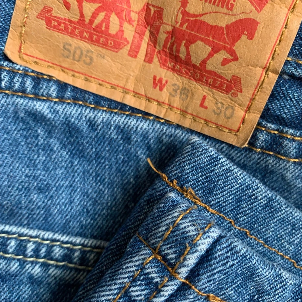 Levi’s Capri Jorts 505 36x30(22) hemmed Excellent Condition Cropped Denim - Picture 2 of 7